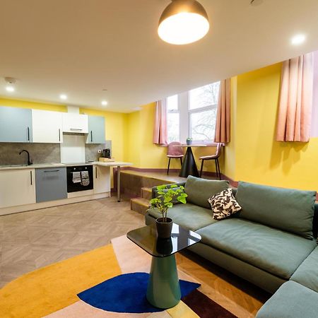 Aaron Wise - 51 Fitzhamon Apartments Cardiff Buitenkant foto