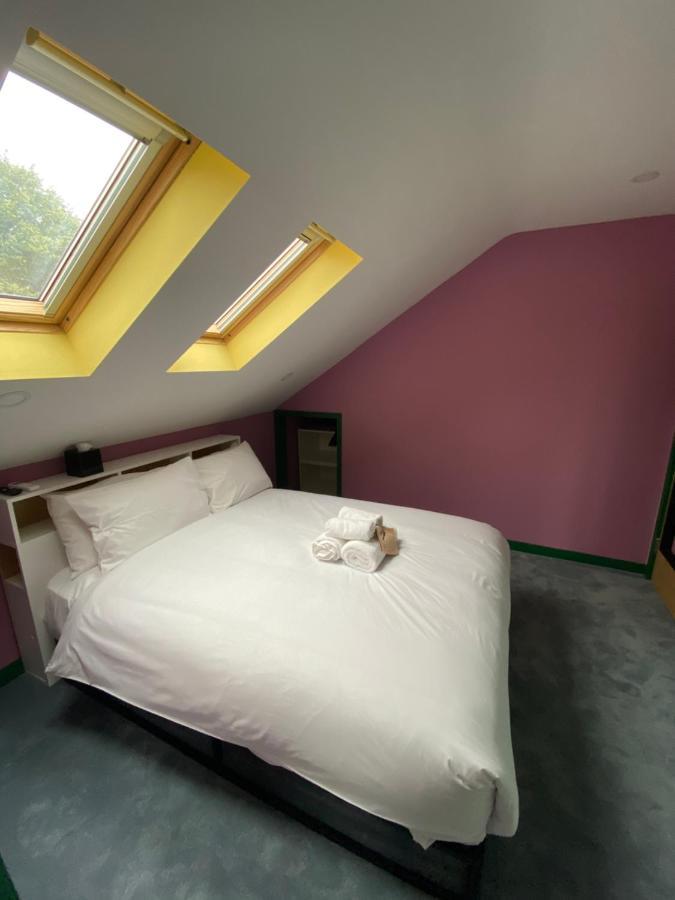 Aaron Wise - 51 Fitzhamon Apartments Cardiff Buitenkant foto