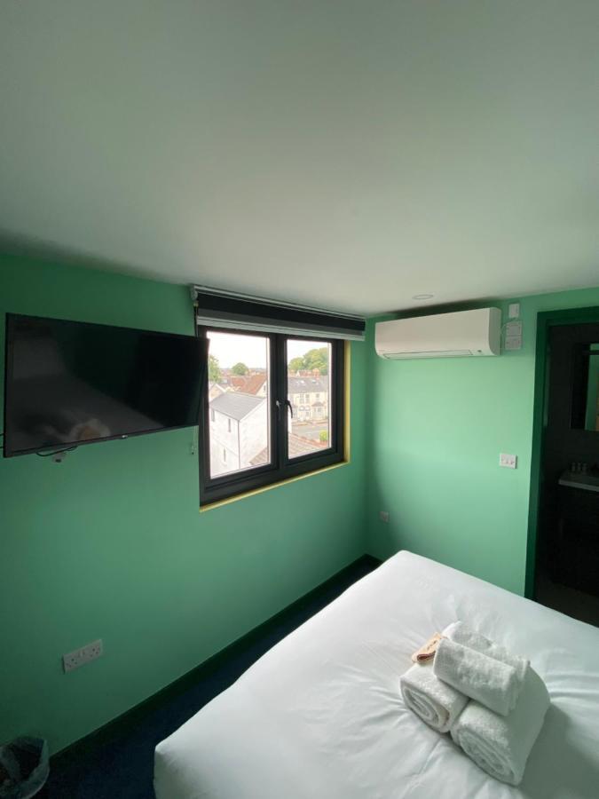 Aaron Wise - 51 Fitzhamon Apartments Cardiff Buitenkant foto