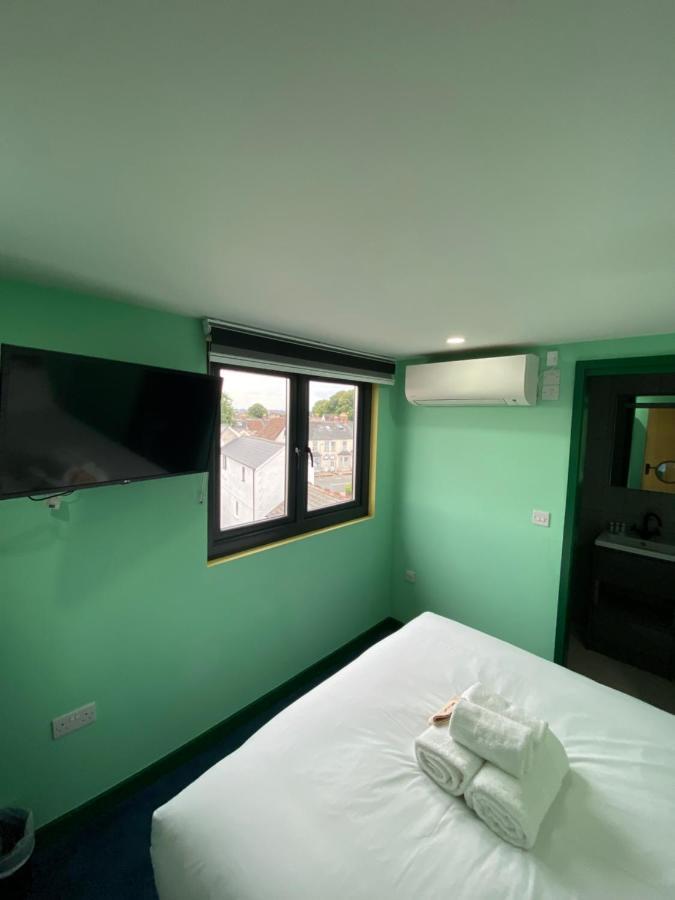 Aaron Wise - 51 Fitzhamon Apartments Cardiff Buitenkant foto