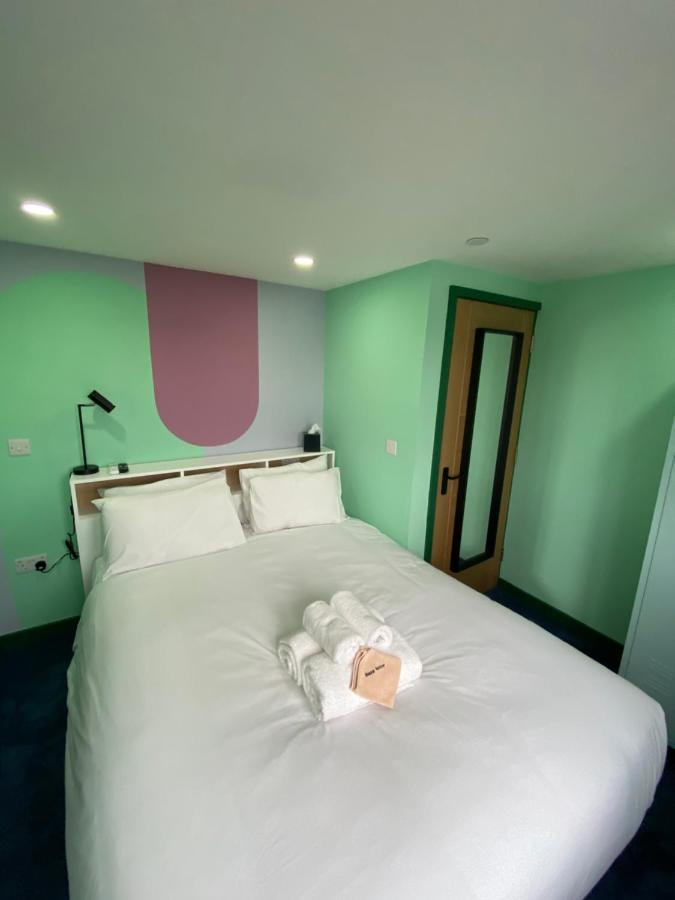 Aaron Wise - 51 Fitzhamon Apartments Cardiff Buitenkant foto