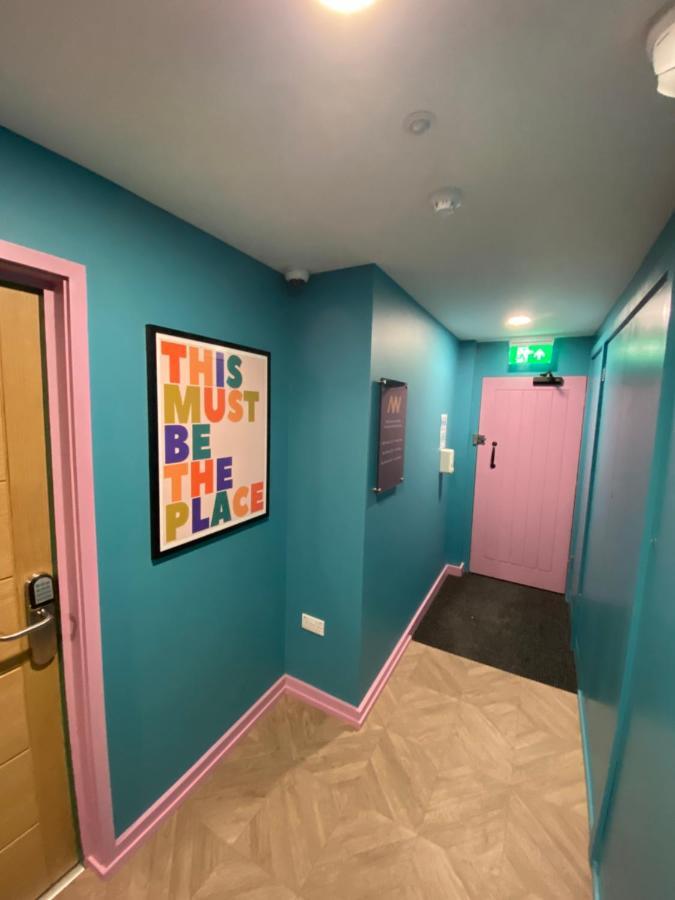 Aaron Wise - 51 Fitzhamon Apartments Cardiff Buitenkant foto